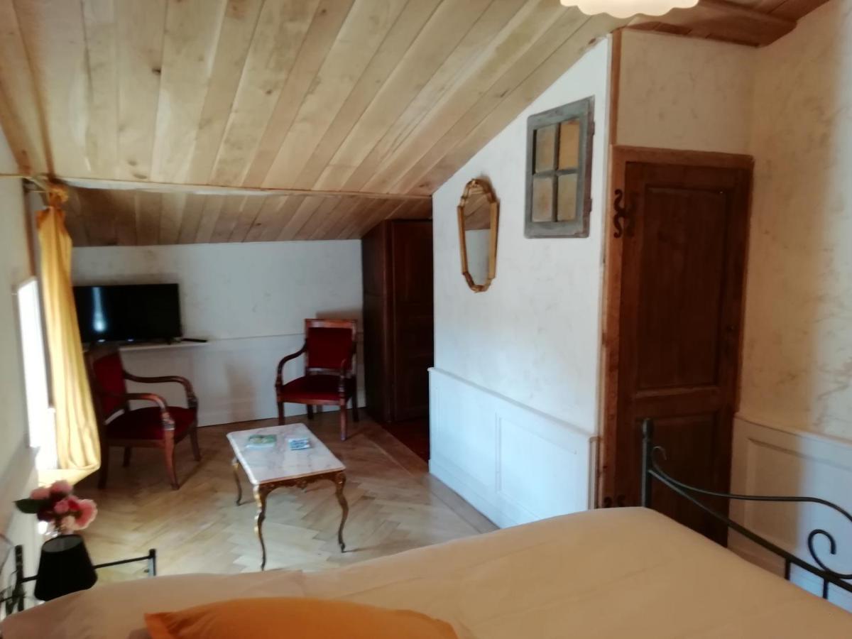 Bed and Breakfast La Tour Mandot Montluel Zewnętrze zdjęcie