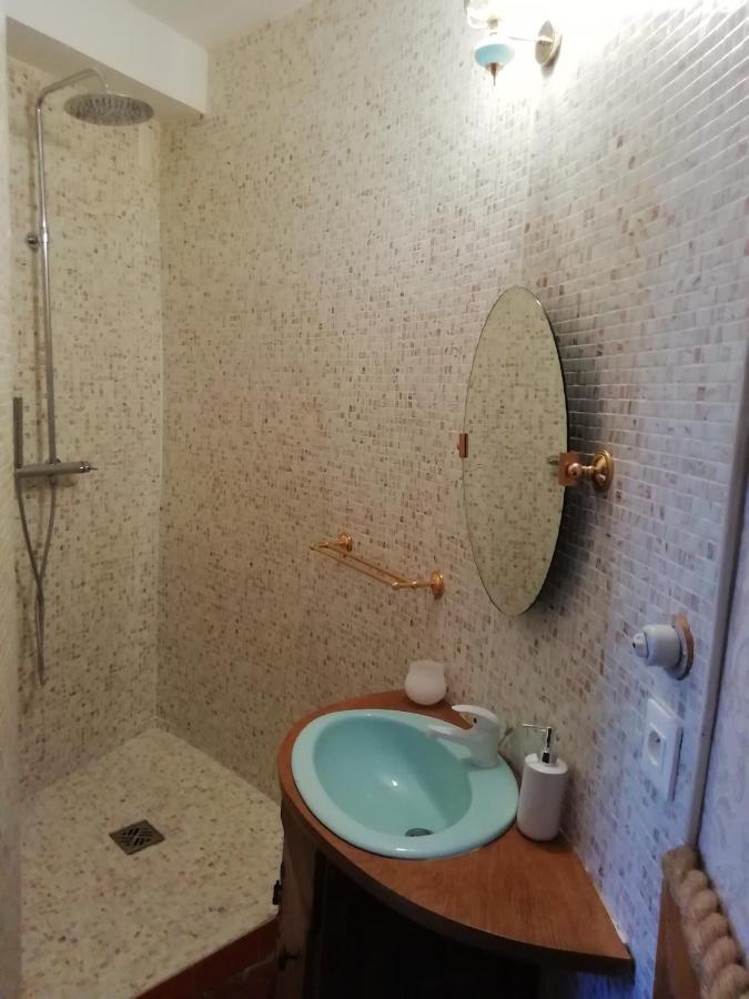 Bed and Breakfast La Tour Mandot Montluel Zewnętrze zdjęcie