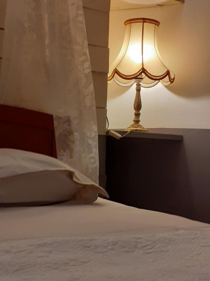 Bed and Breakfast La Tour Mandot Montluel Zewnętrze zdjęcie