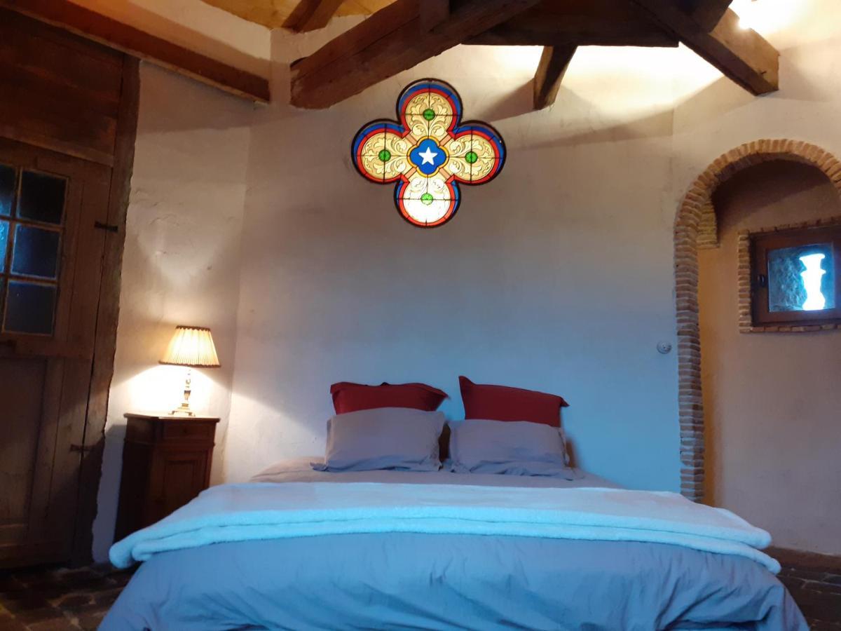 Bed and Breakfast La Tour Mandot Montluel Zewnętrze zdjęcie